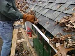 Gutter cleaning in Brookfield and Elm Grove, WI